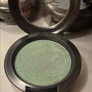 MAC Ego Mega Metal Eyeshadow